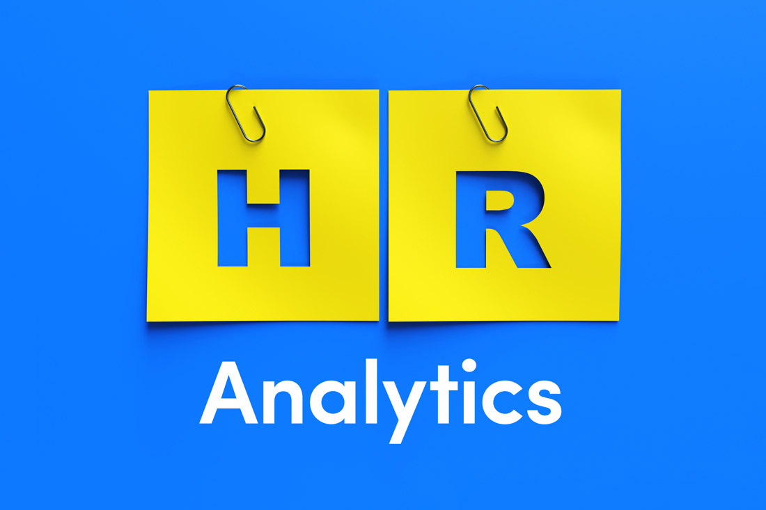 HR Analytics in post-it notes for types of HR analytics.